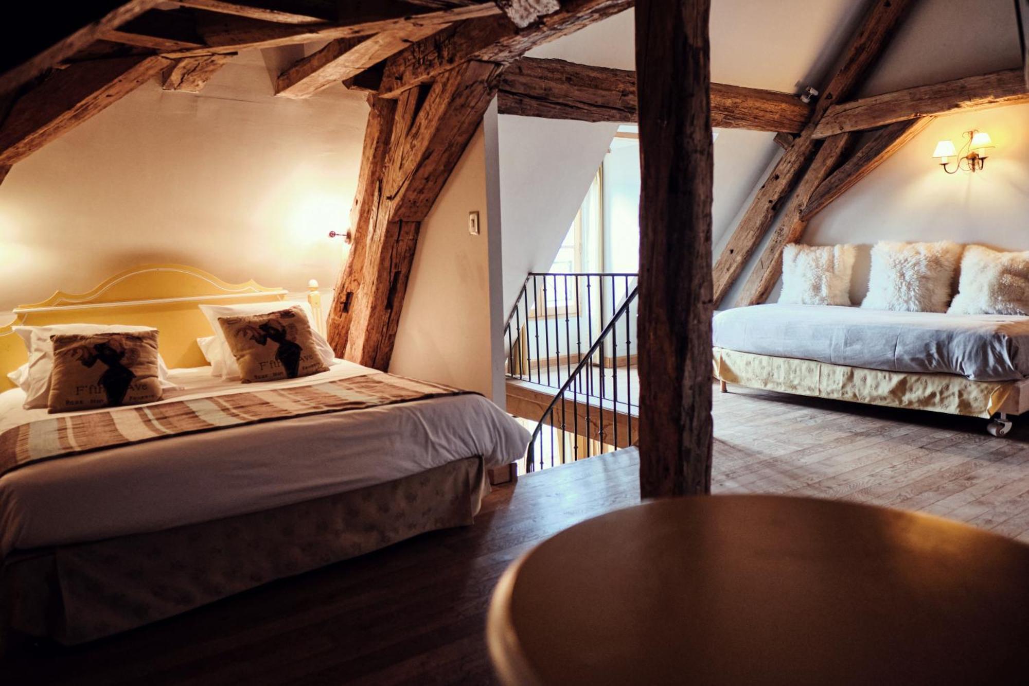 Hostellerie De La Tour D'Auxois Saulieu Esterno foto