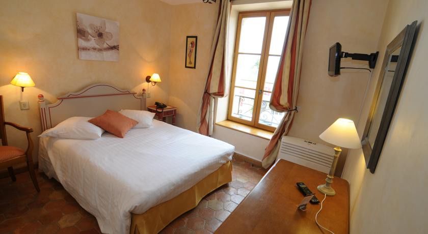 Hostellerie De La Tour D'Auxois Saulieu Esterno foto